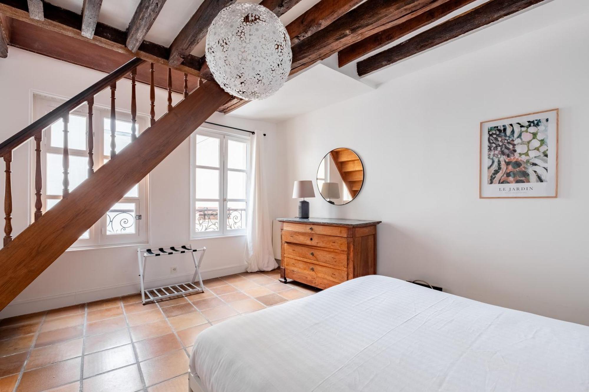Apartment Veeve - Rivoli Rustique Paris