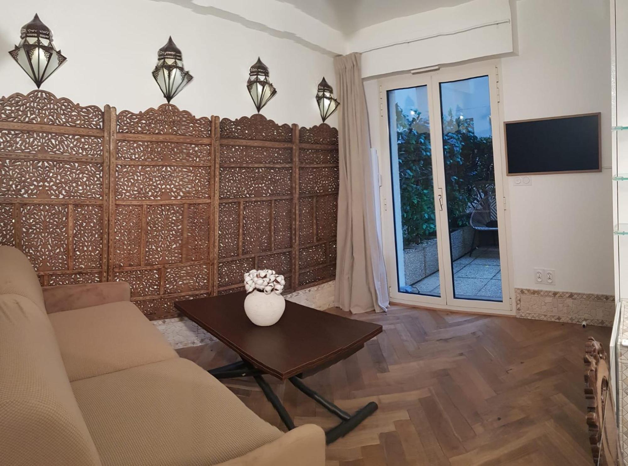 Apartment Tour Eiffel Paris