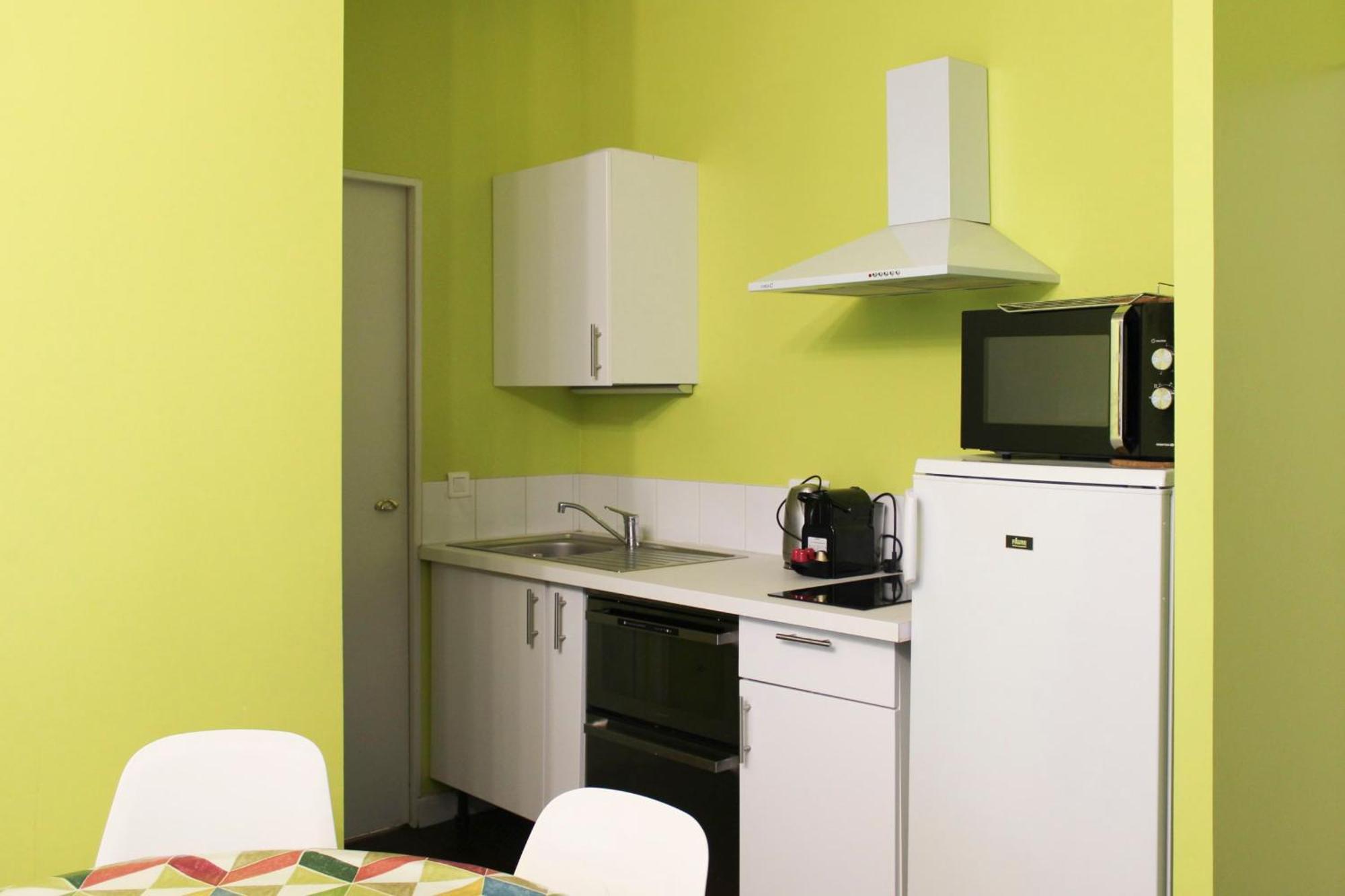 Colored Appt To Beaugrenelle Paris