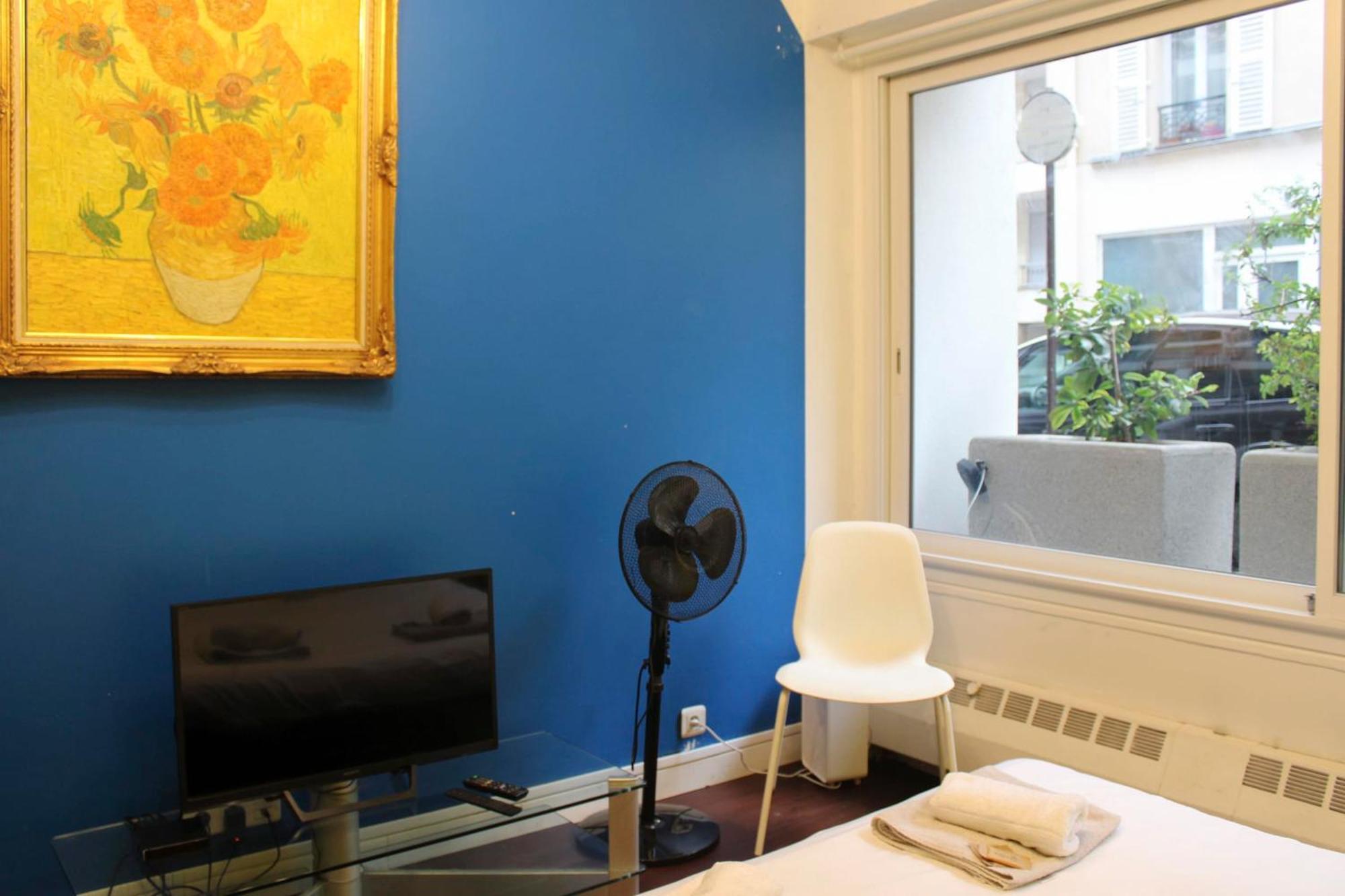 Colored Appt To Beaugrenelle