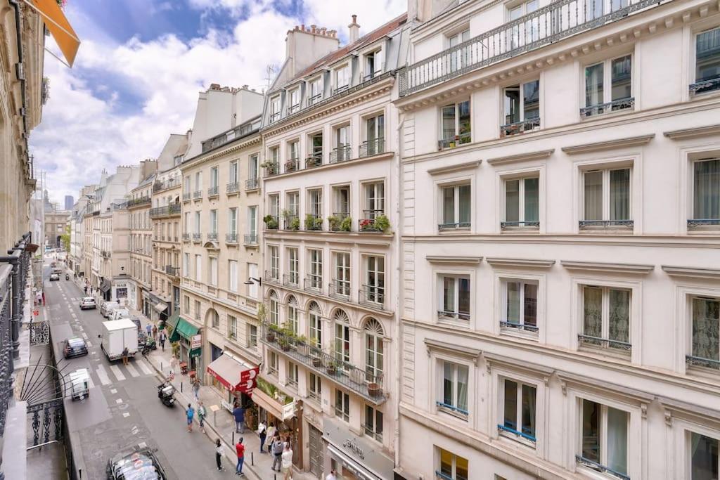 Superb 1 Bed Flat 5min Walk From The Louvre