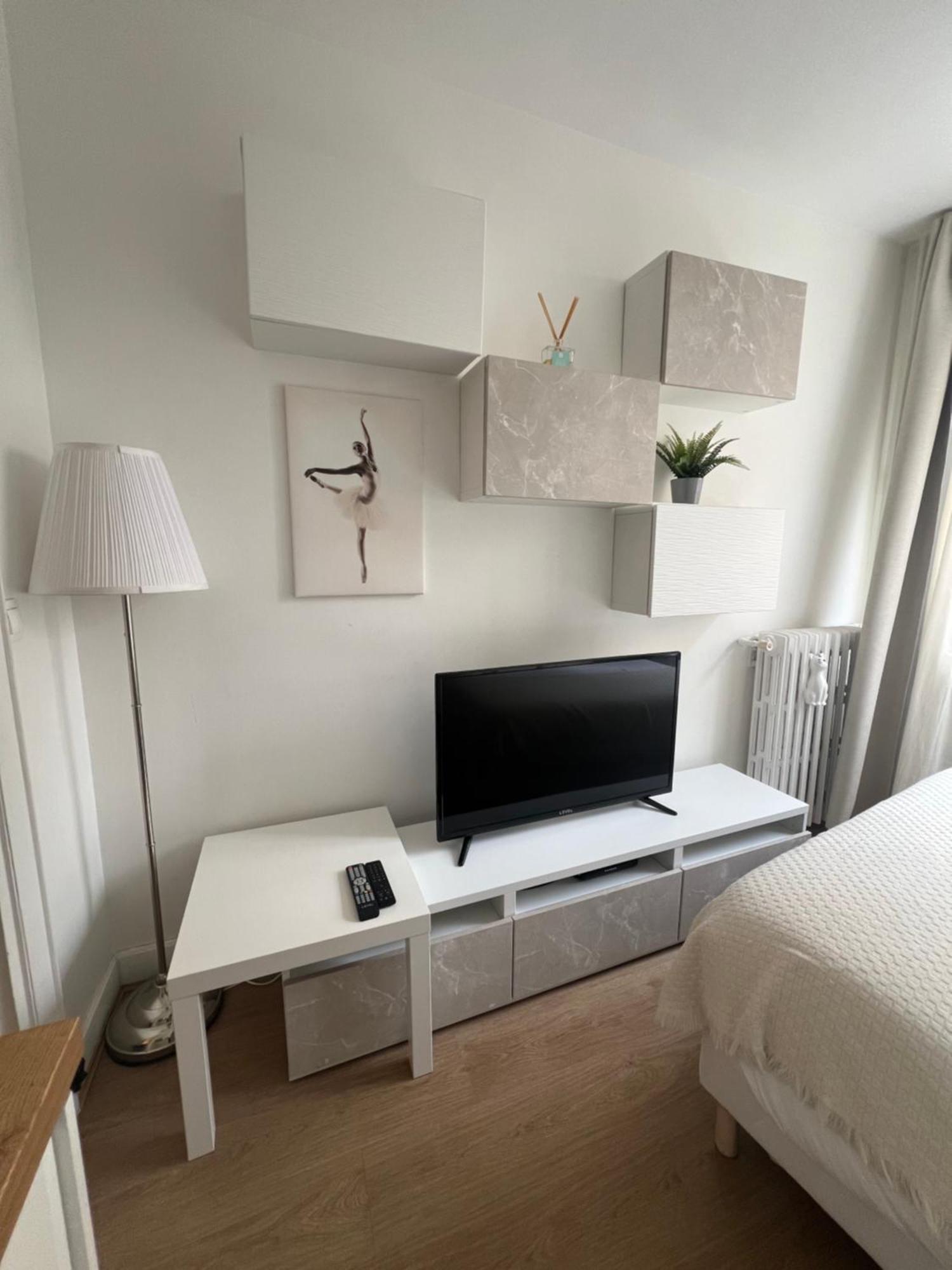 Cozy Studio Tour Eiffel Appartamento Parigi
