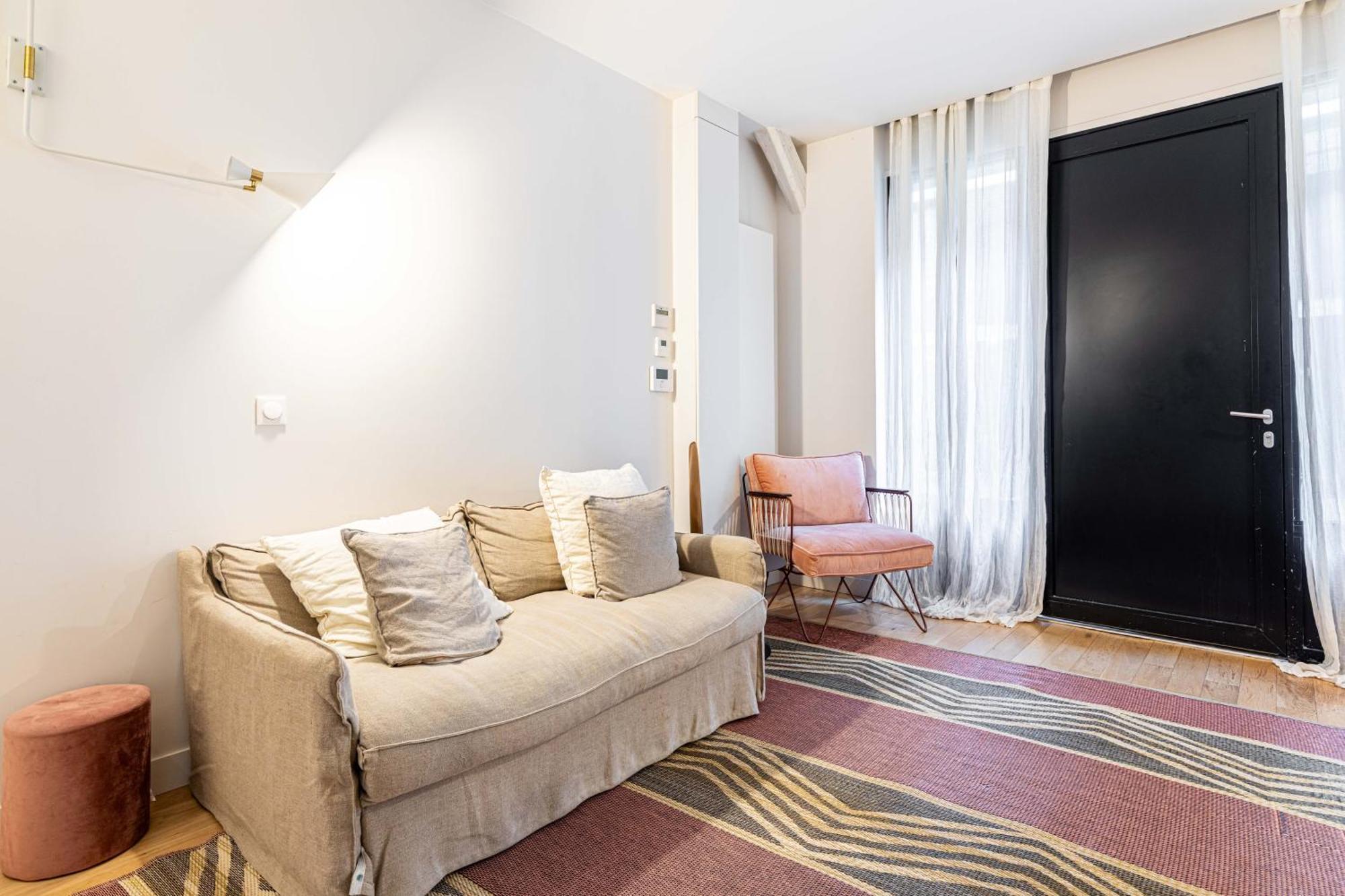 Quiet With Terrace&ac-le Marais/bastille Parigi