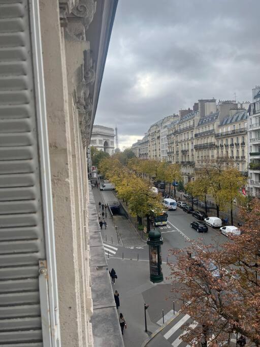 Guest Nearby Champs Elysees Parigi
