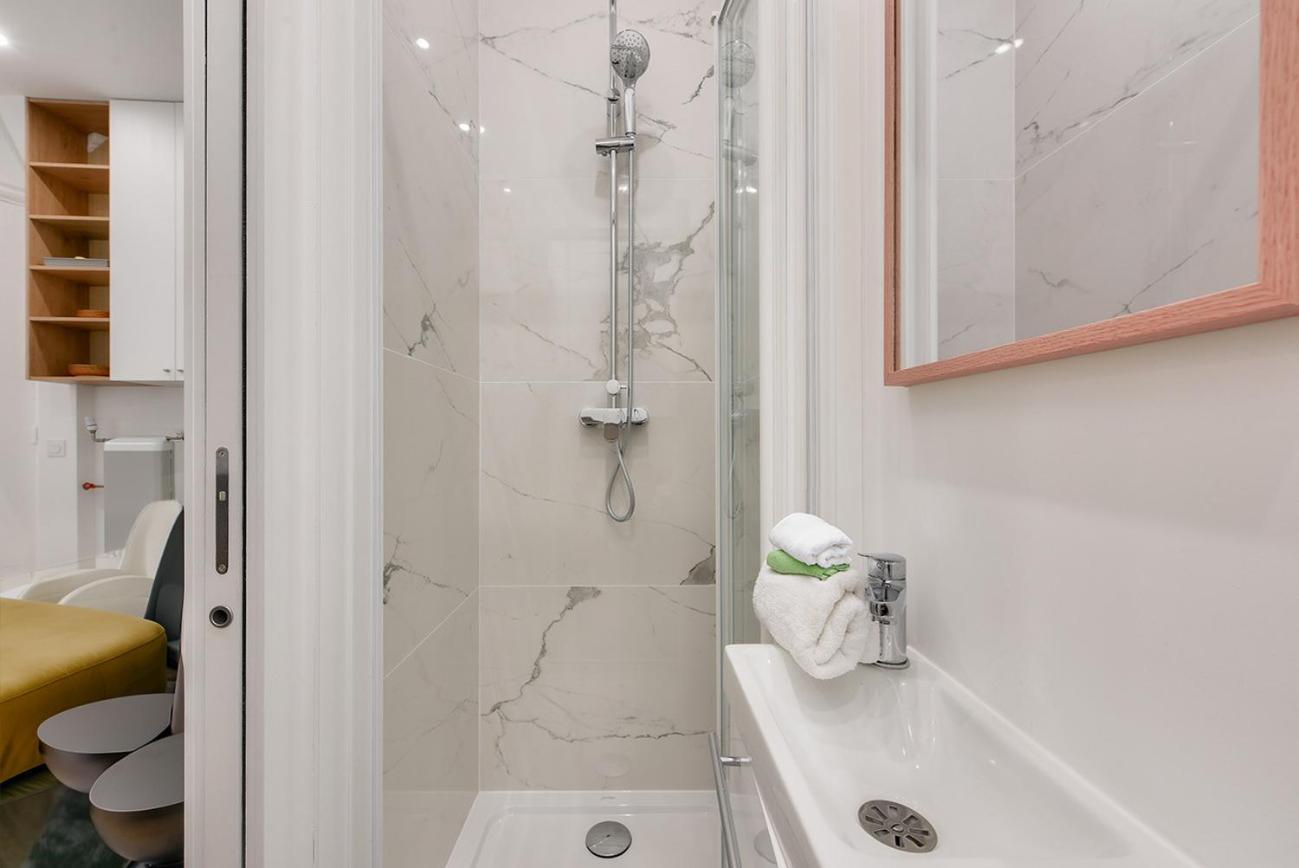 Apartment 165 - Urban Near Haussmann Boulevard Paris