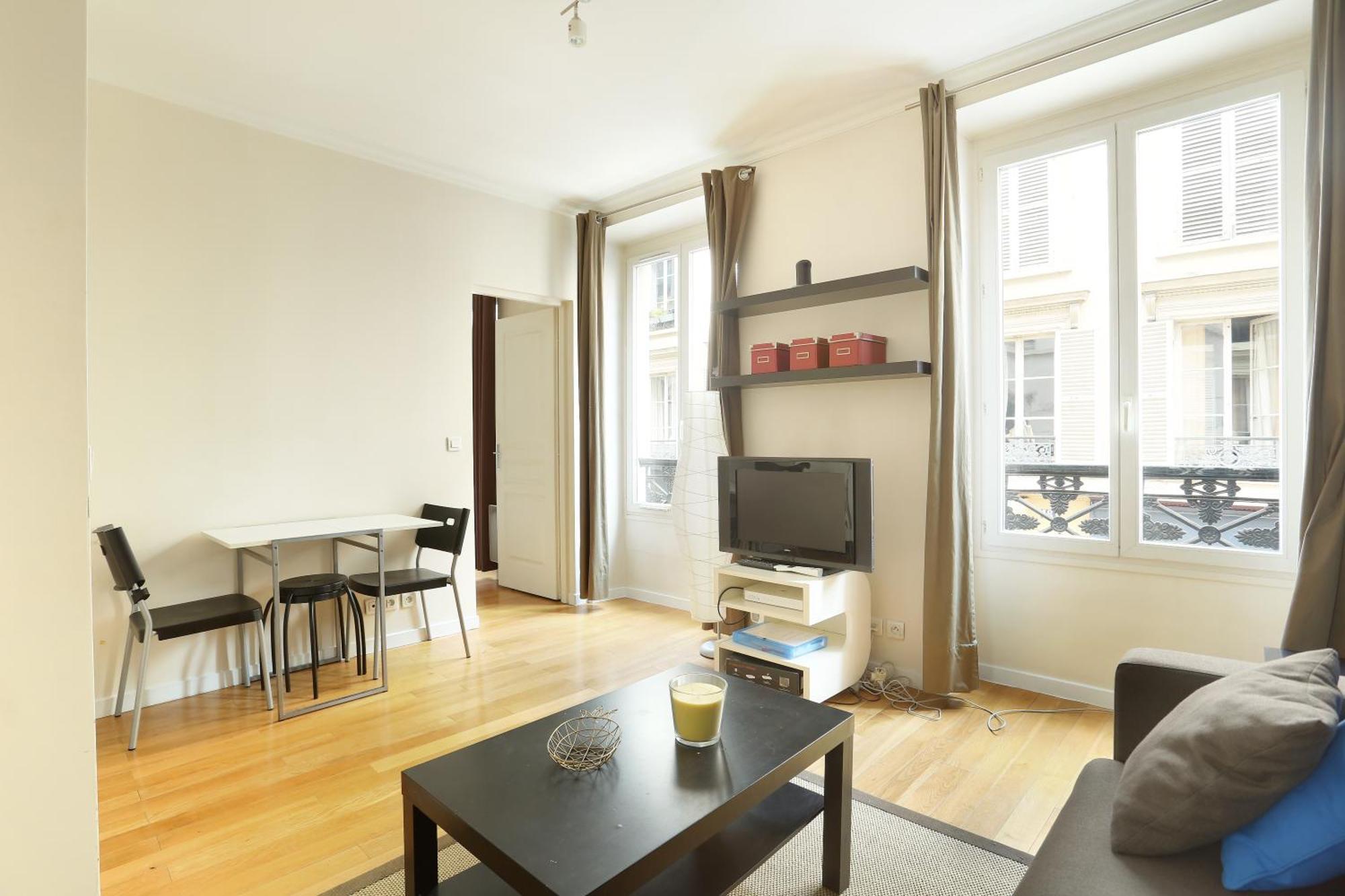 Pick A Flat's In Batignolles - Rue Biot Apartment Paris