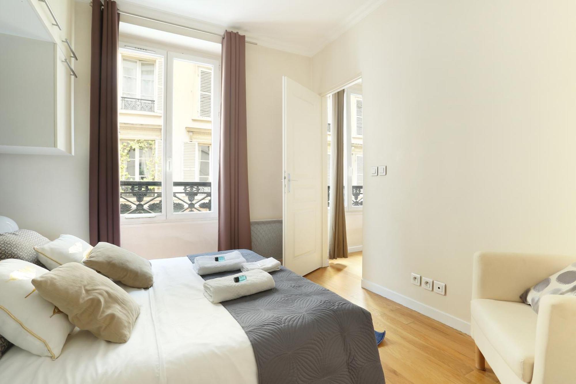 Apartment Pick A Flat's In Batignolles - Rue Biot *