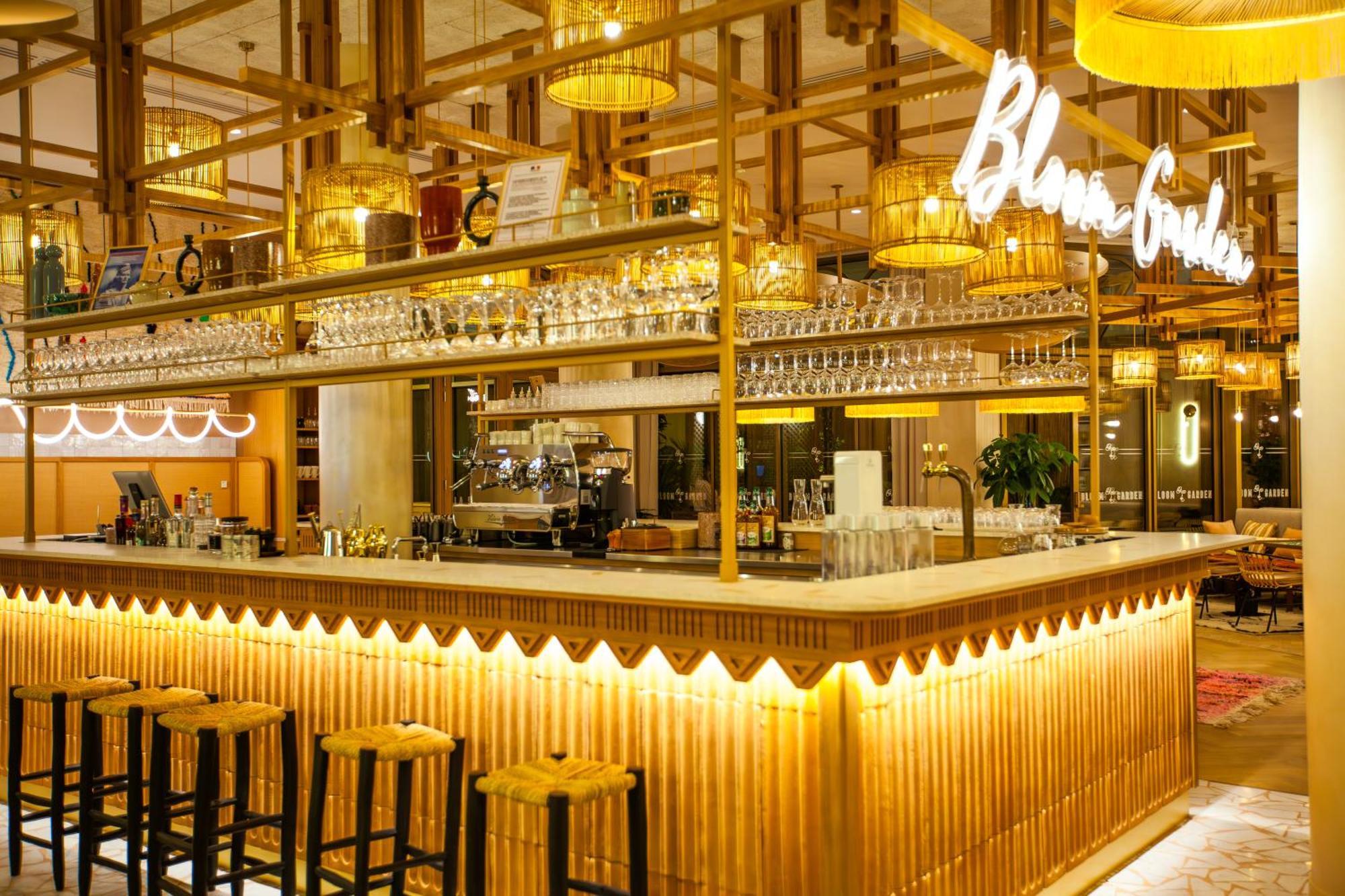Bloom House & 4* Paris