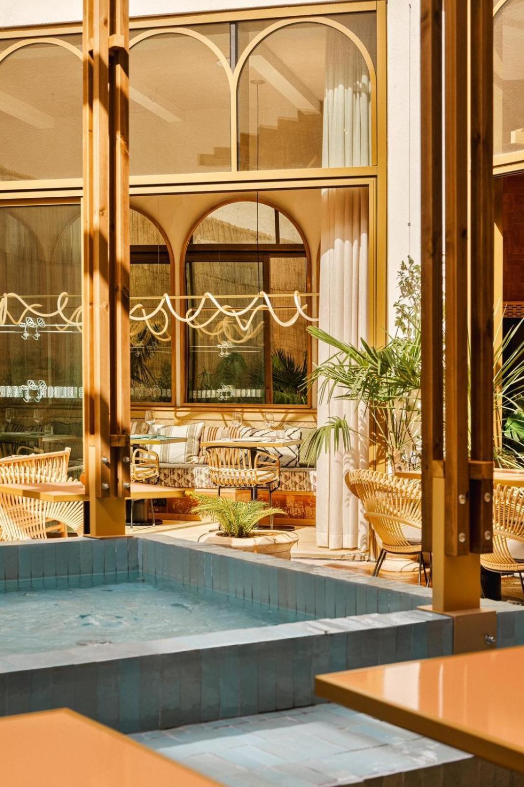 Bloom House & 4* Paris