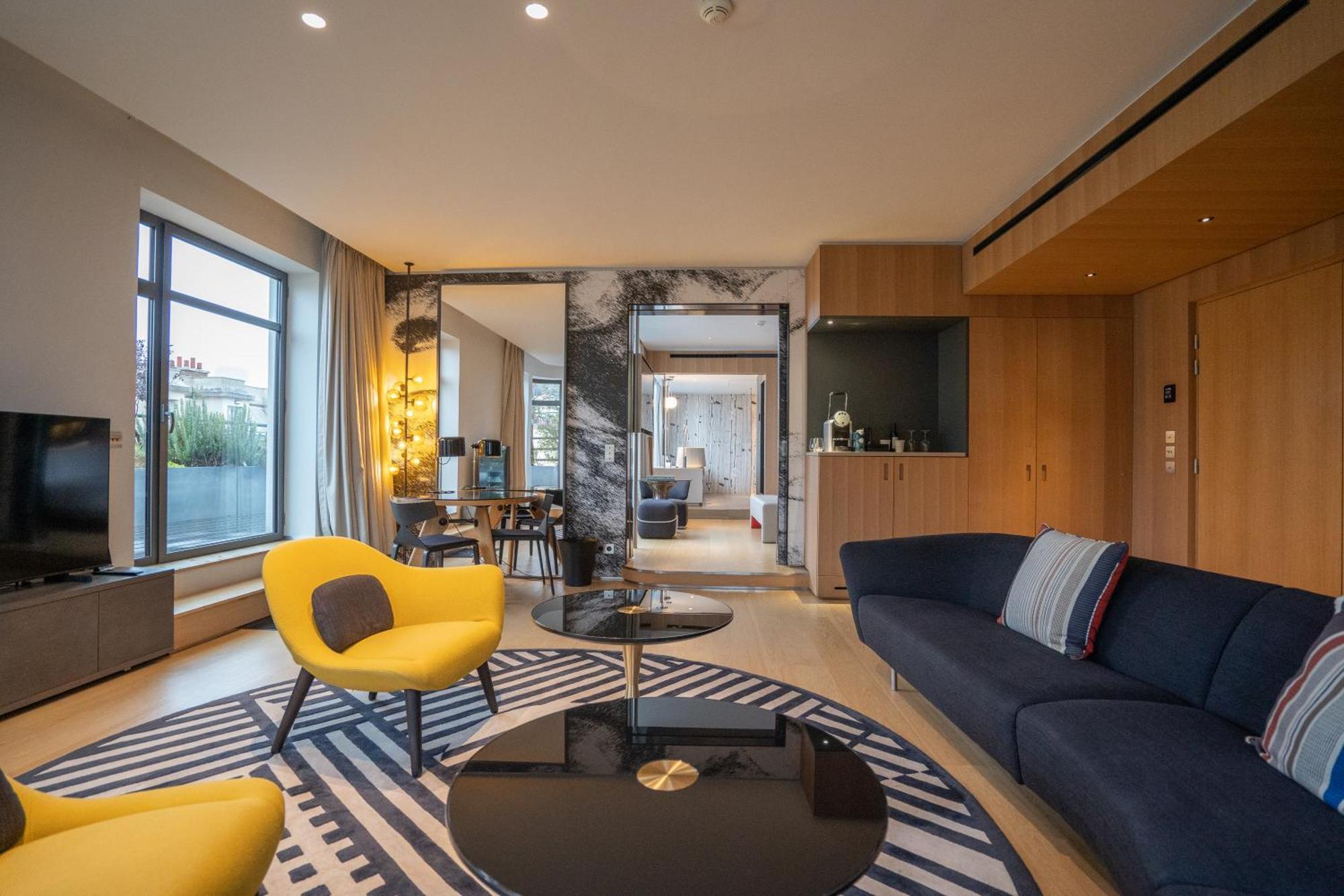Le Cinq Codet Hotel