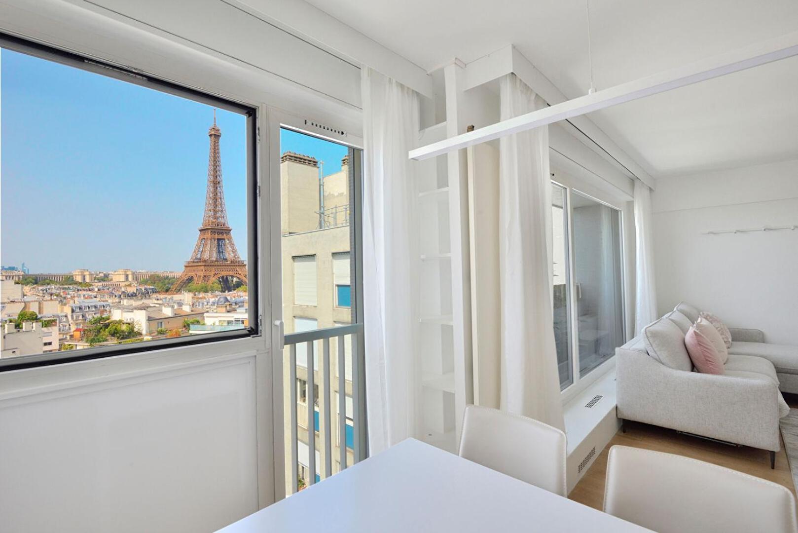 Appartamento The Eiffel Tower - A Luxurious With Breathtaking Views Of The Eiffel Tower *