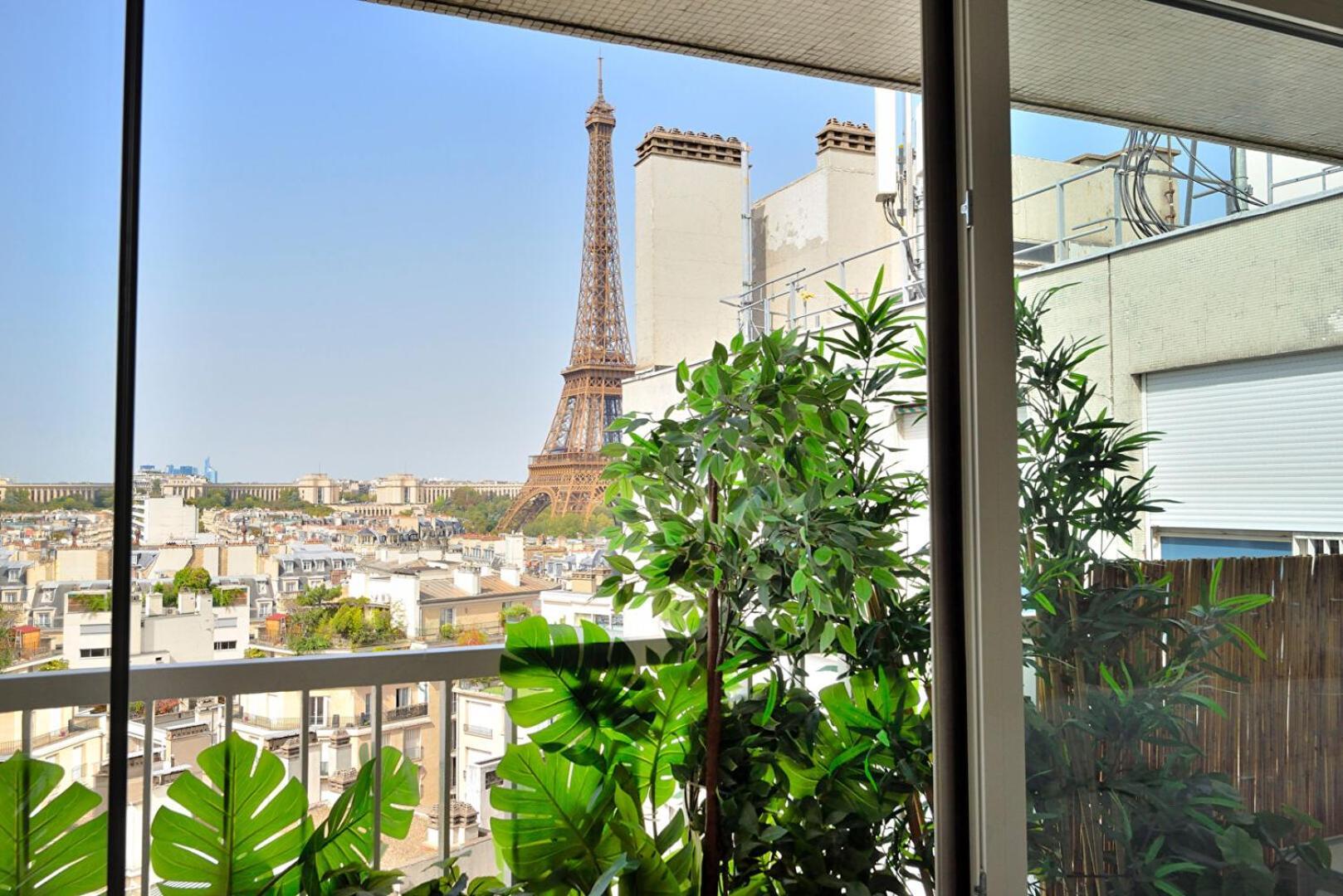 The Eiffel Tower - A Luxurious With Breathtaking Views Of The Eiffel Tower Appartamento Parigi