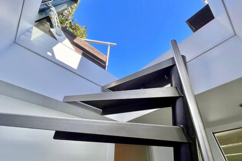 Apartment Rooftop Triplex With Garden At Notre Dame