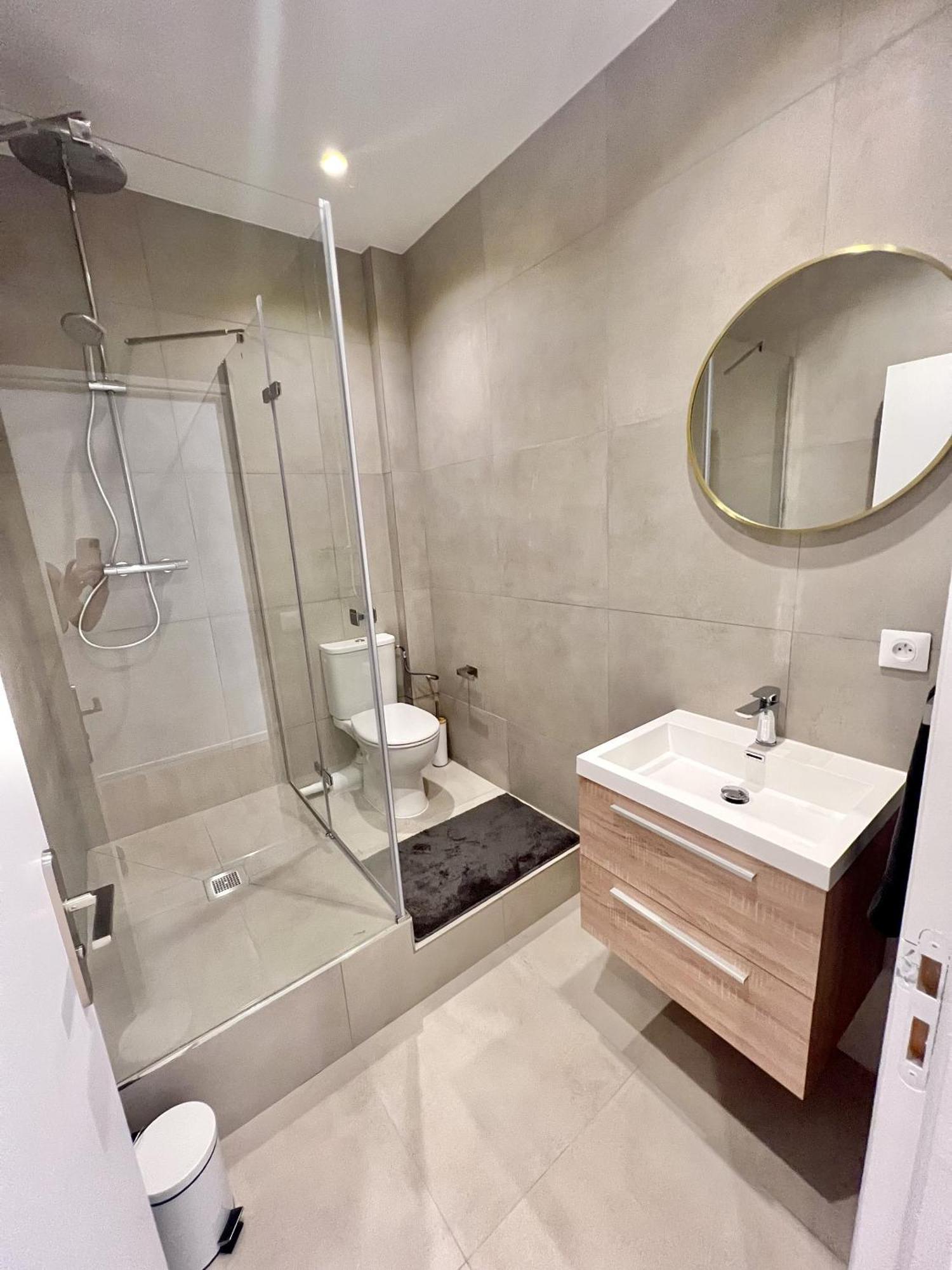 Apartment 66 Grands Champs Paris