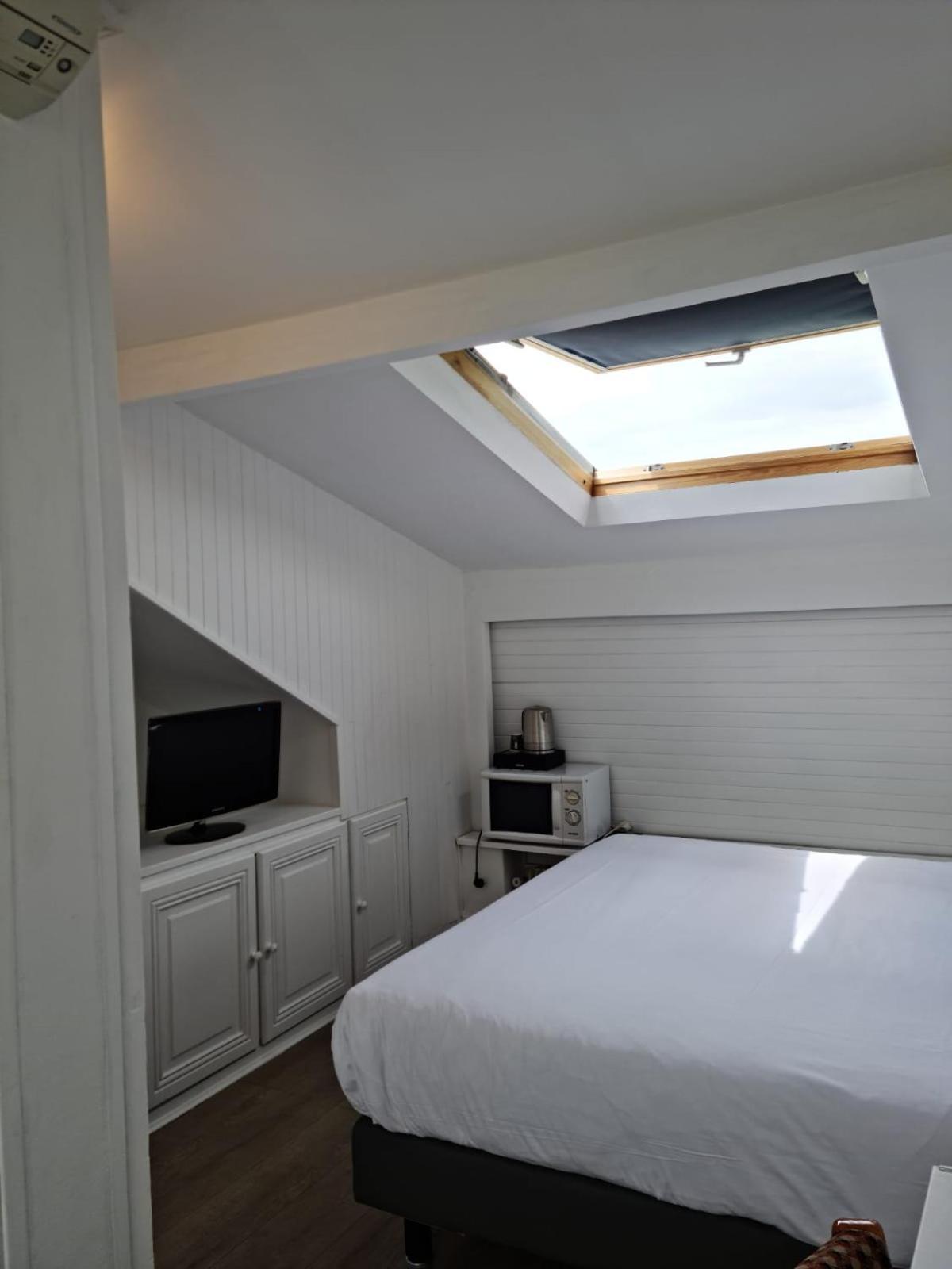 Hotel Panam Gambetta- Place Gambetta-mairie Du 20 Emme 3*