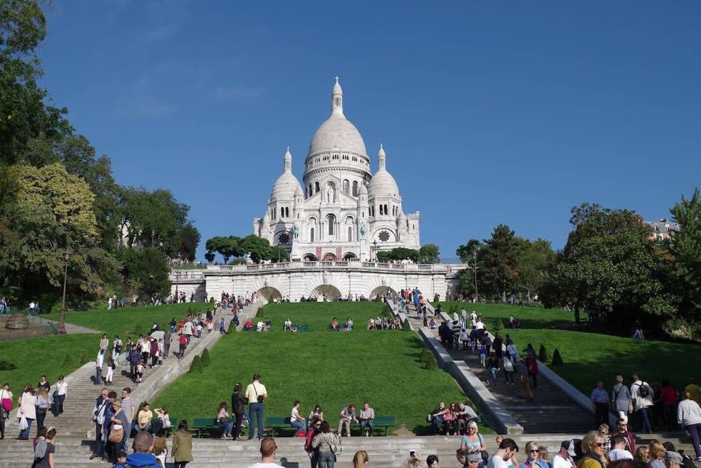 Appartamento Aux Pieds De Montmartre Parigi