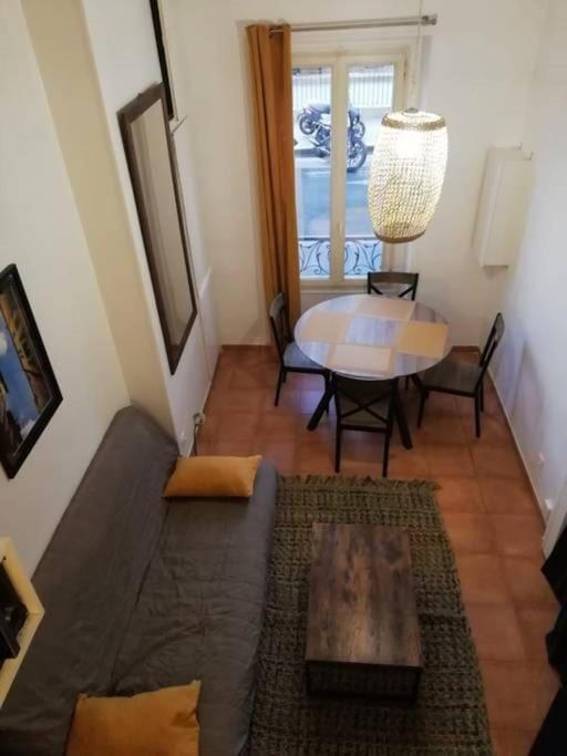 Aux Pieds De Montmartre Appartamento