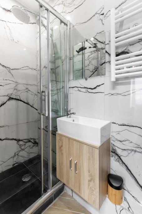 Montmartre/tretaigne : Cosy Studio 2p Appartamento Parigi