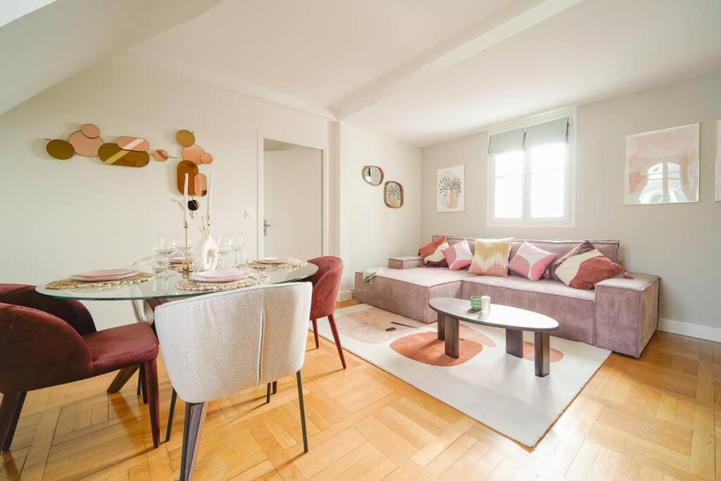 Haussmannien 16eme Apartment *