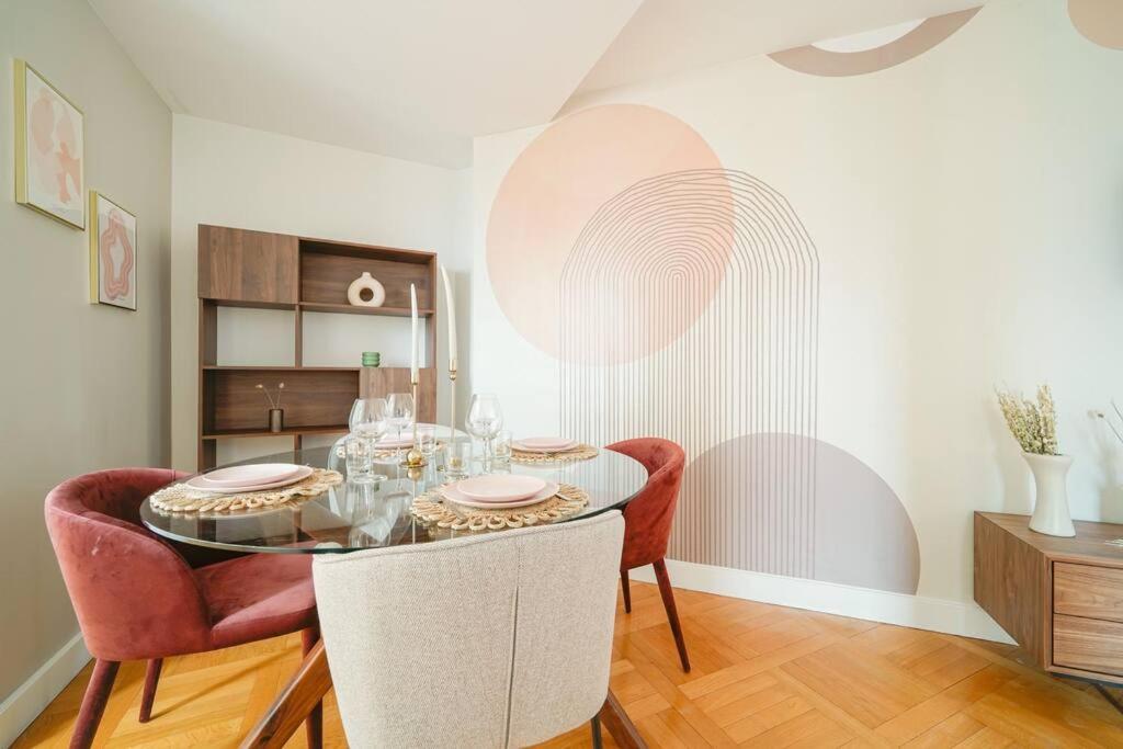 Haussmannien 16eme Apartment