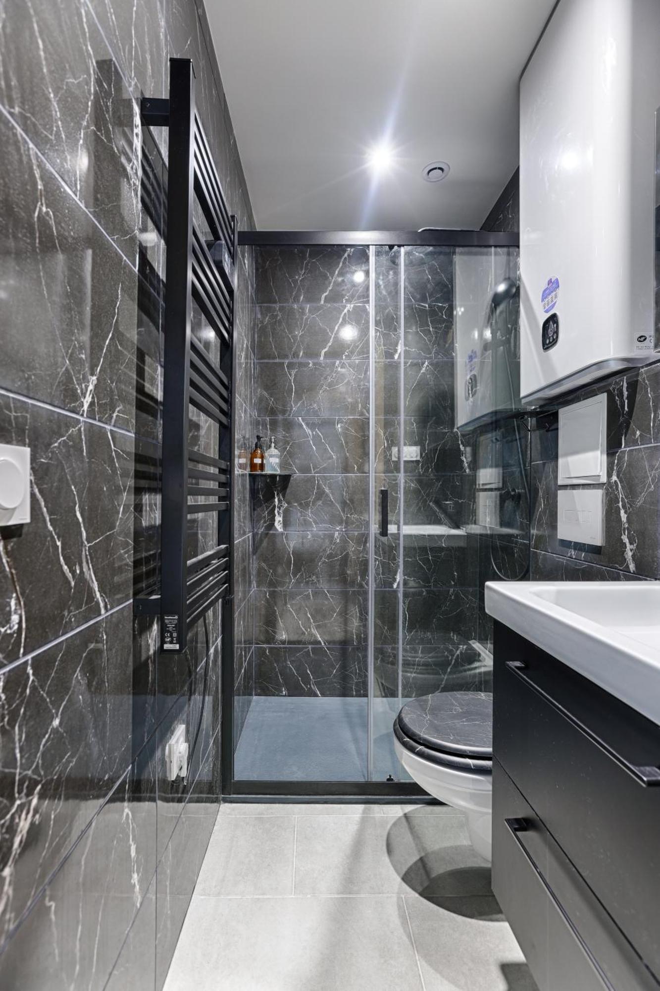 Mykeypers - Lovely With Jacuzzi Appartamento Parigi