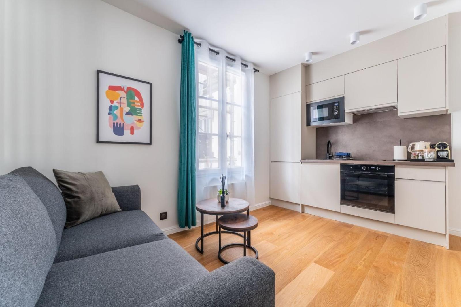 Luxurious In Center Of Appartamento Parigi