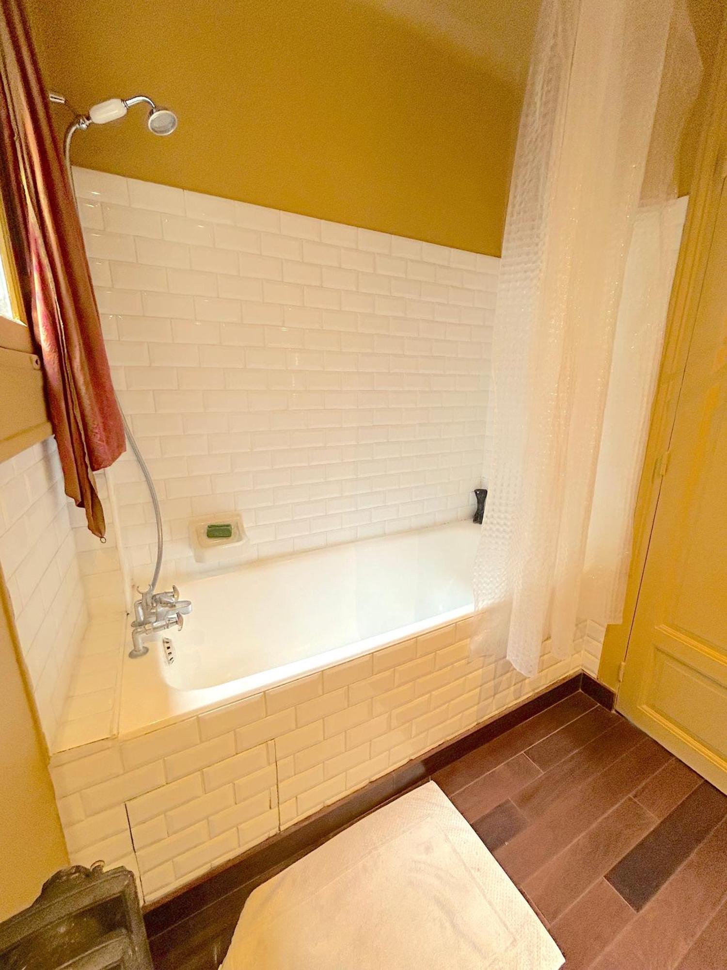 Le Penthouse Guy Moquet Appartamento *