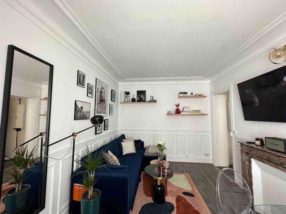Apartment Coeur De Paris, Pres Tour Eiffel *