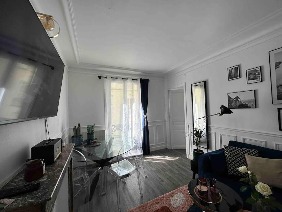 Coeur De Paris, Pres Tour Eiffel Apartment