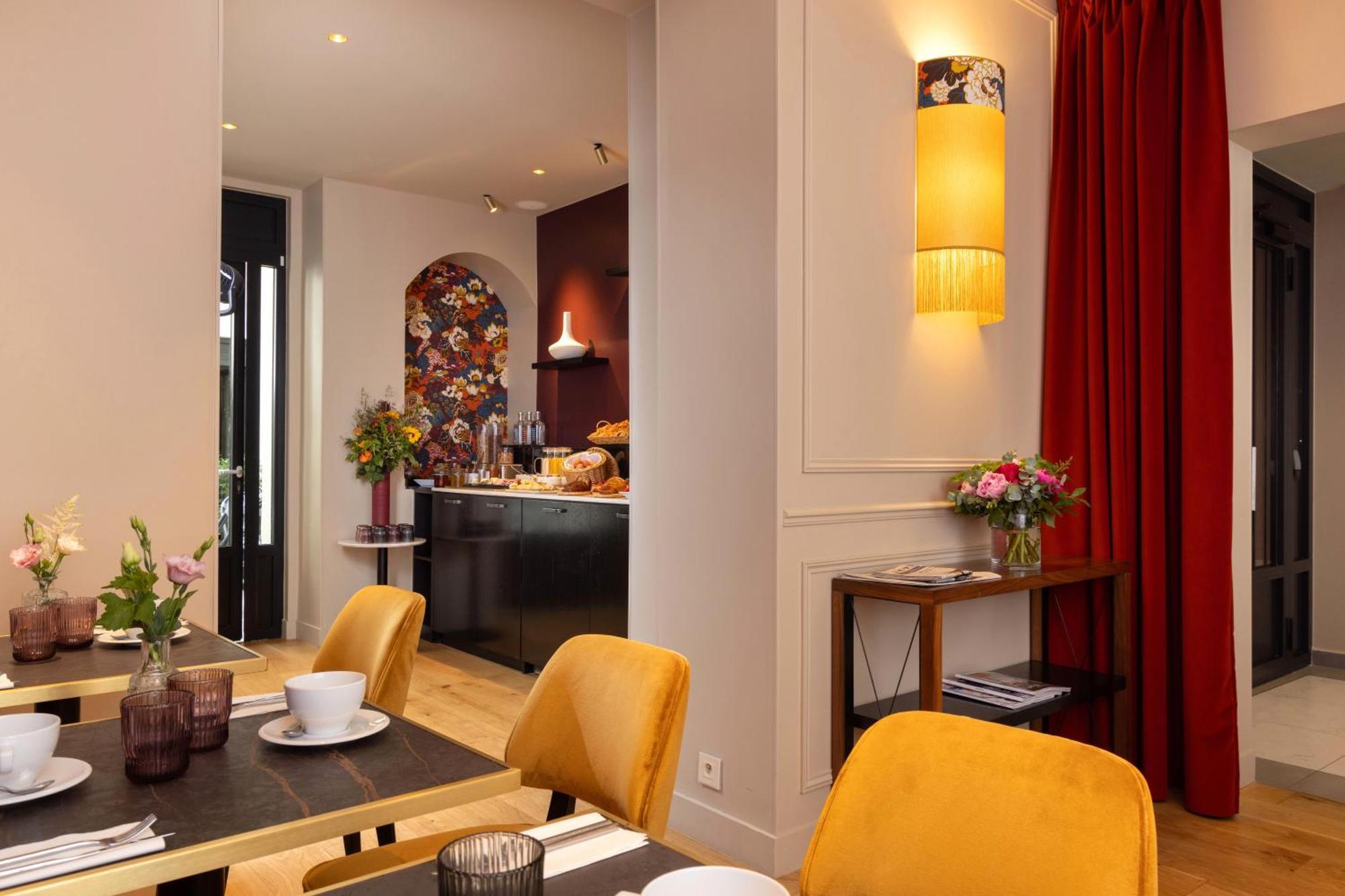 Mayflower Opera 4*