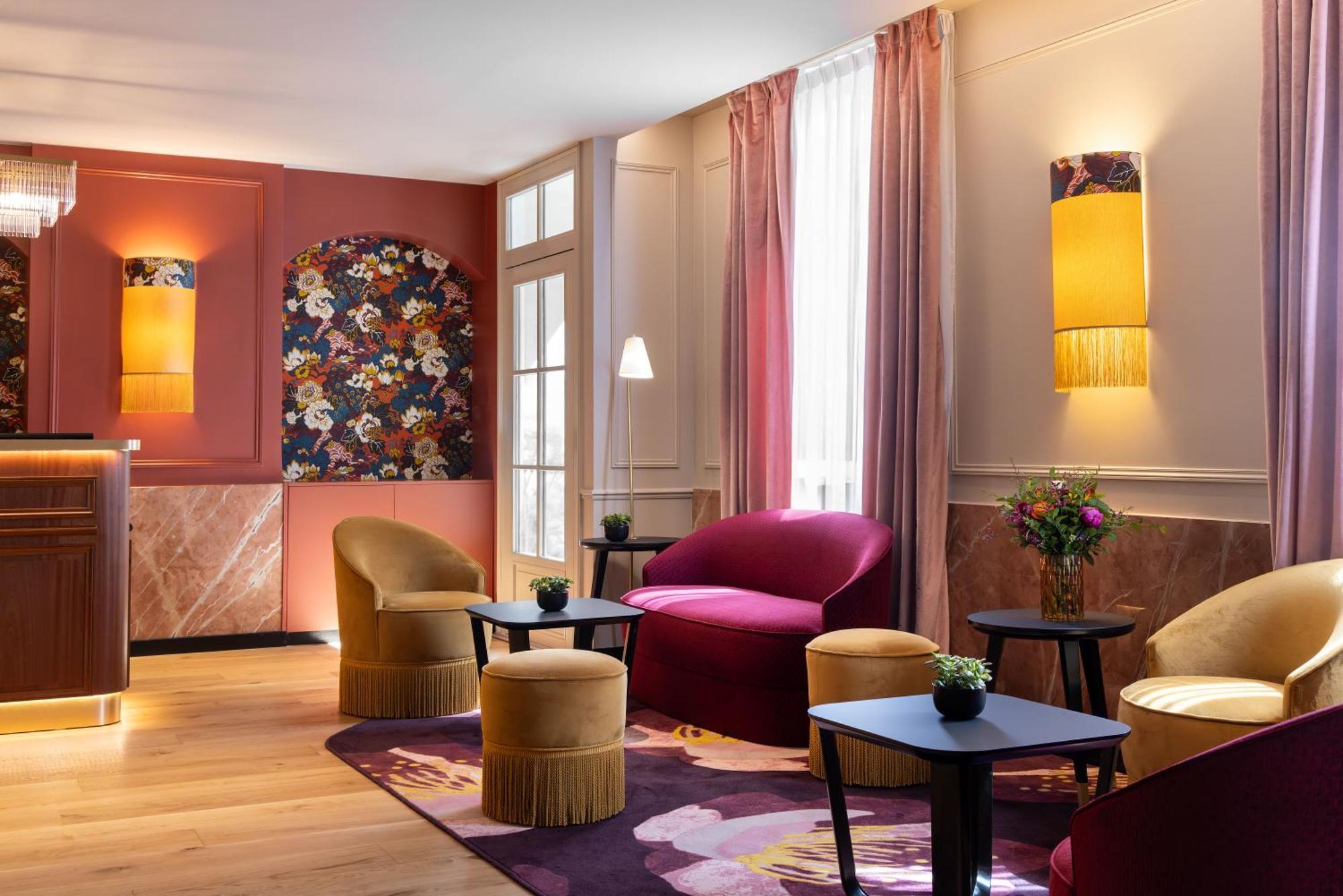Hotel Mayflower Opera