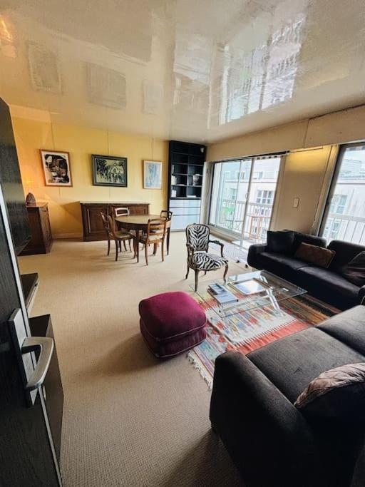 Apartment Cosy Pere Lachaise-parking Prive Paris