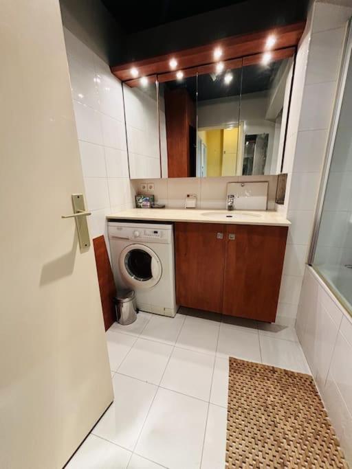 Cosy Pere Lachaise-parking Prive * Paris