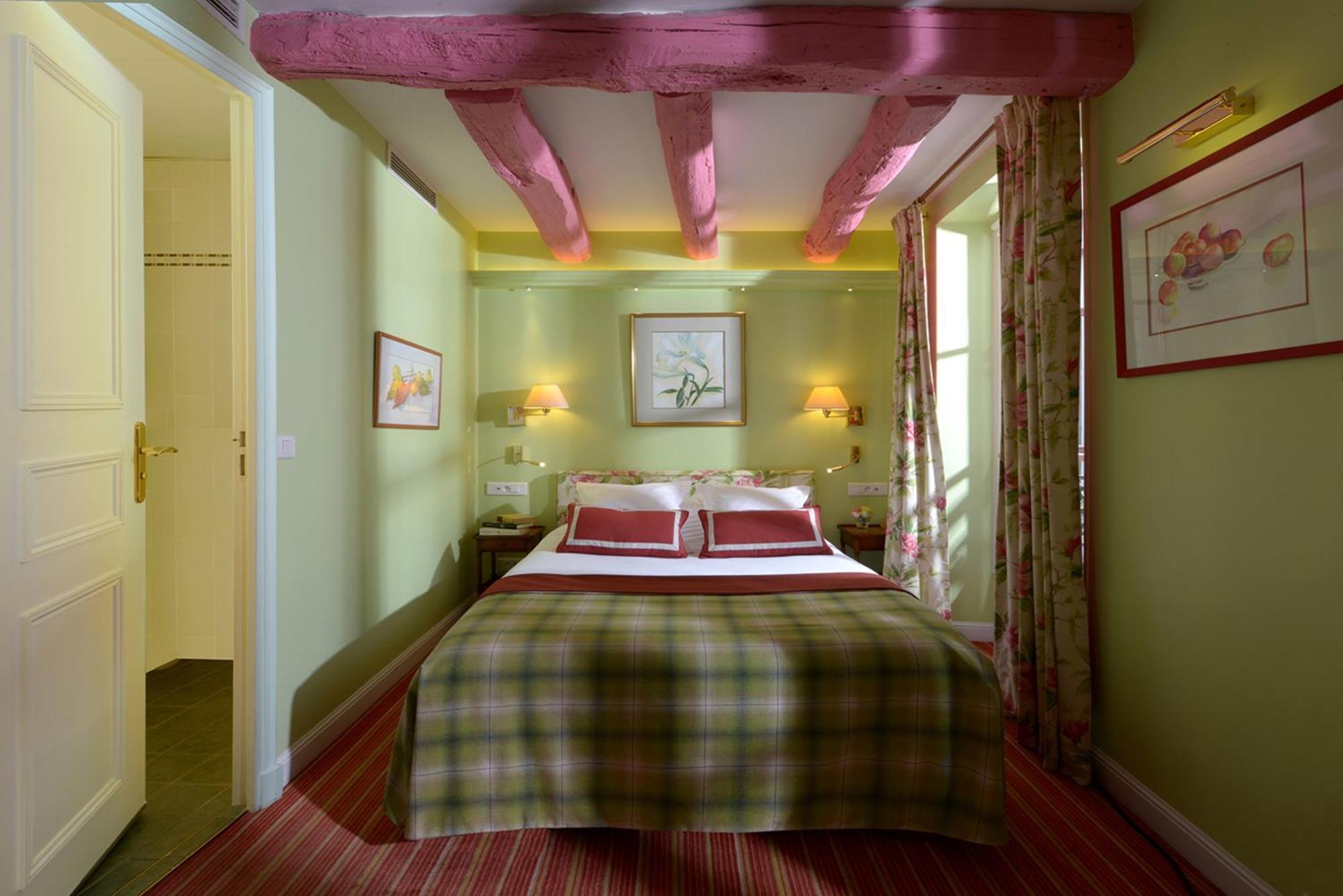 Hotel Le Relais Montmartre Parigi