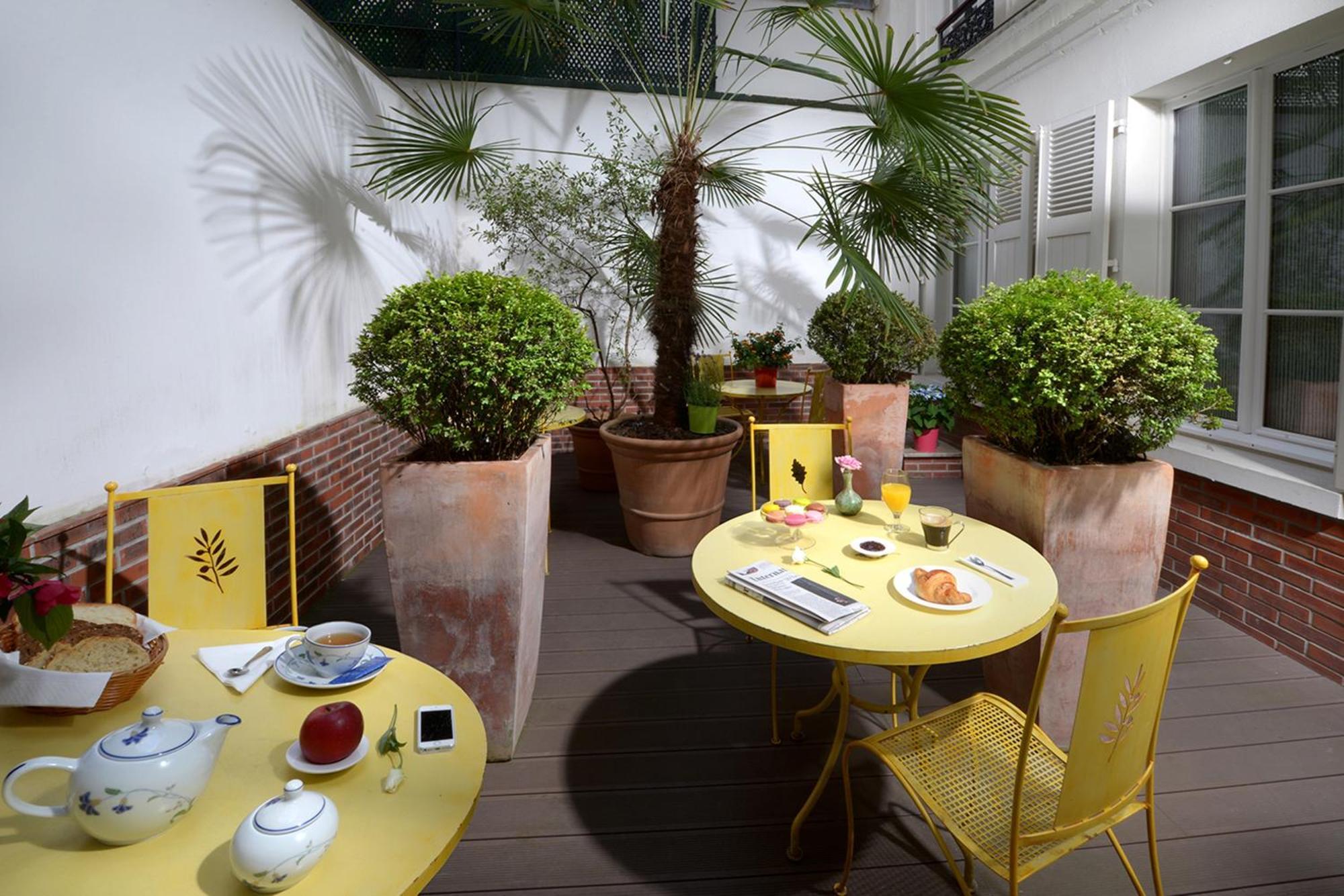 Hotel Le Relais Montmartre 4*