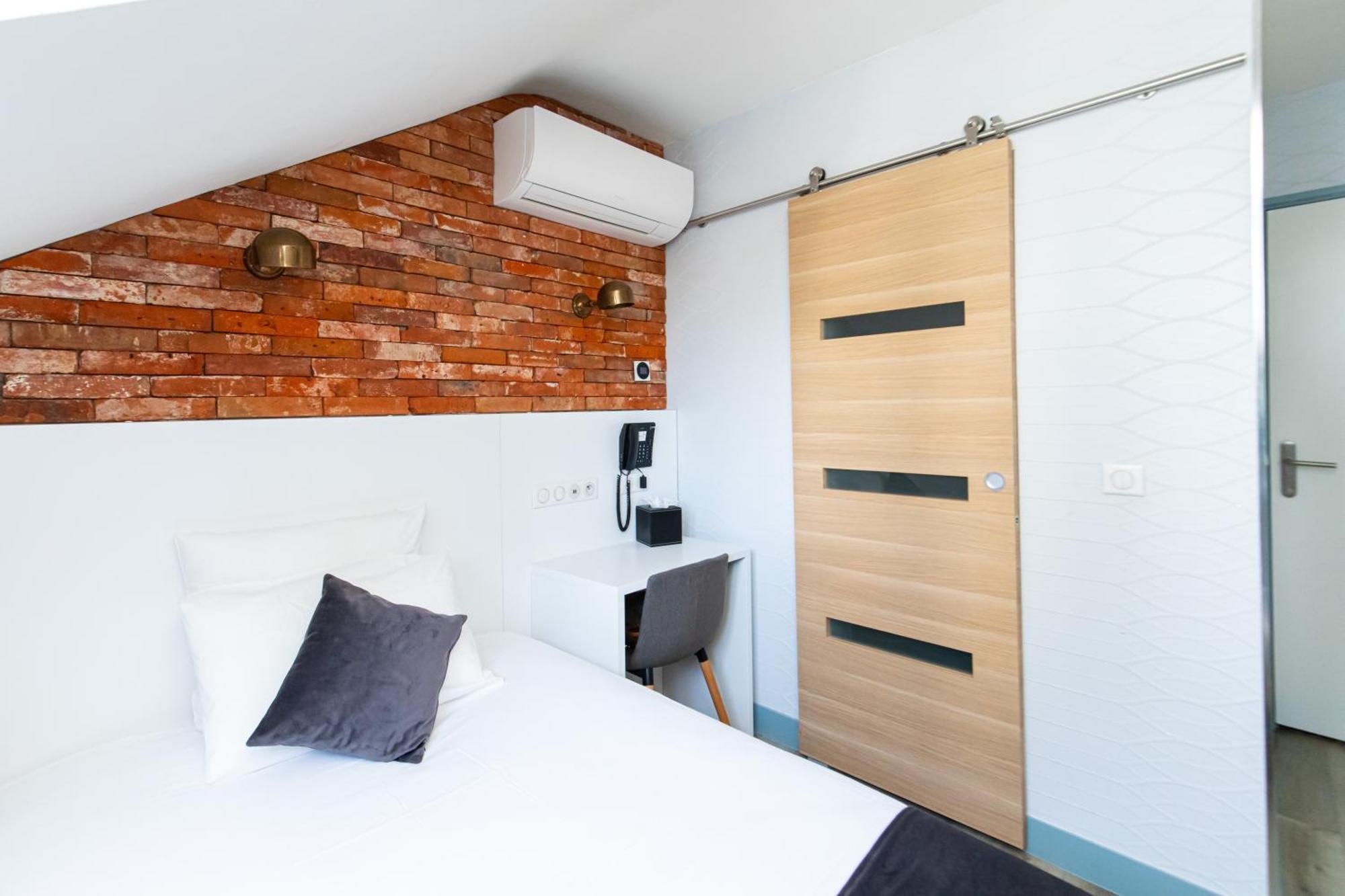Hotel De Montparnasse 3*