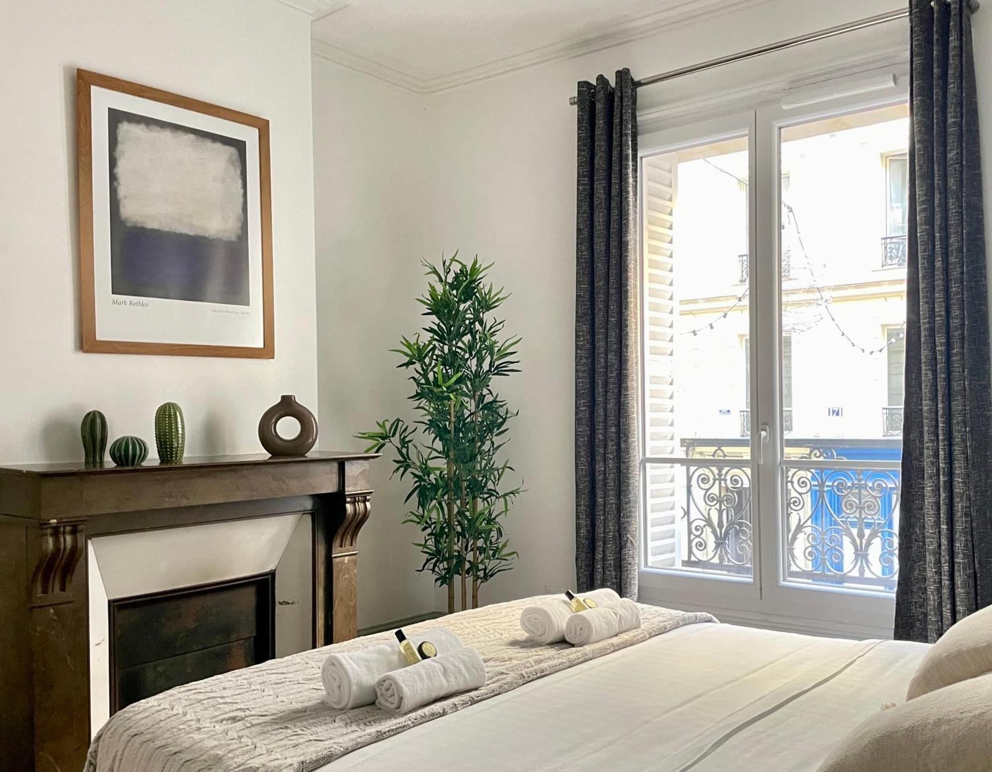Chic And Spacious Flat In Montmartre Appartamento