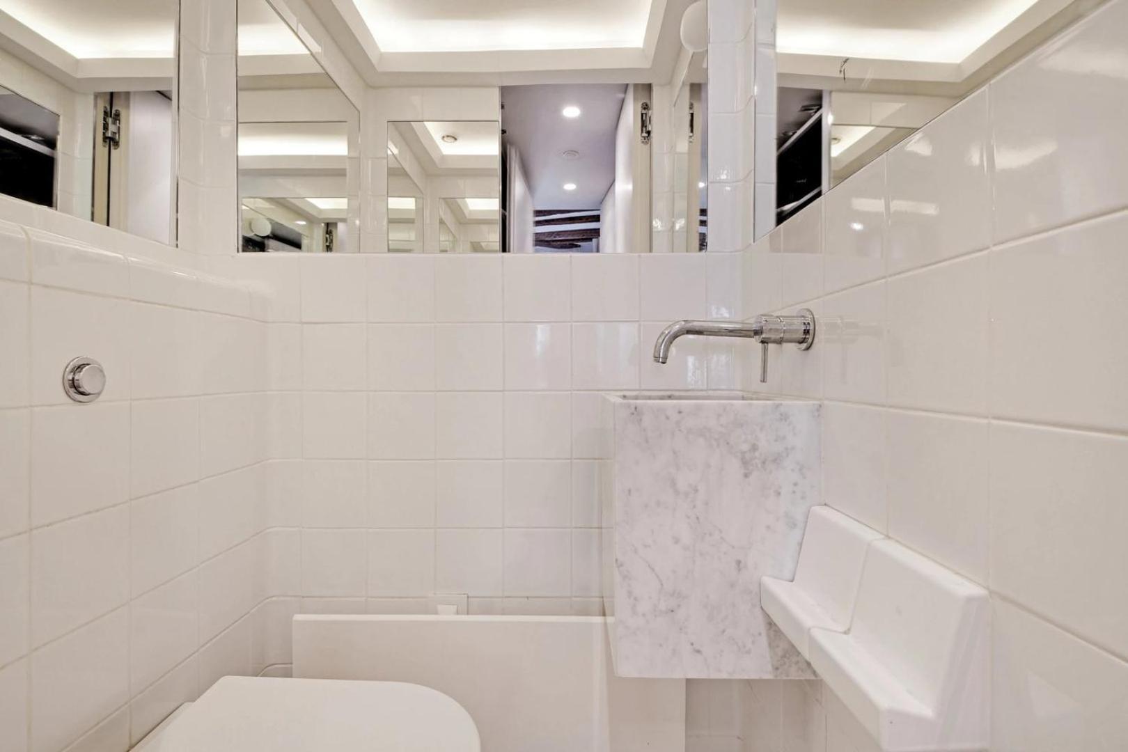 Marais City Heart Apartment
