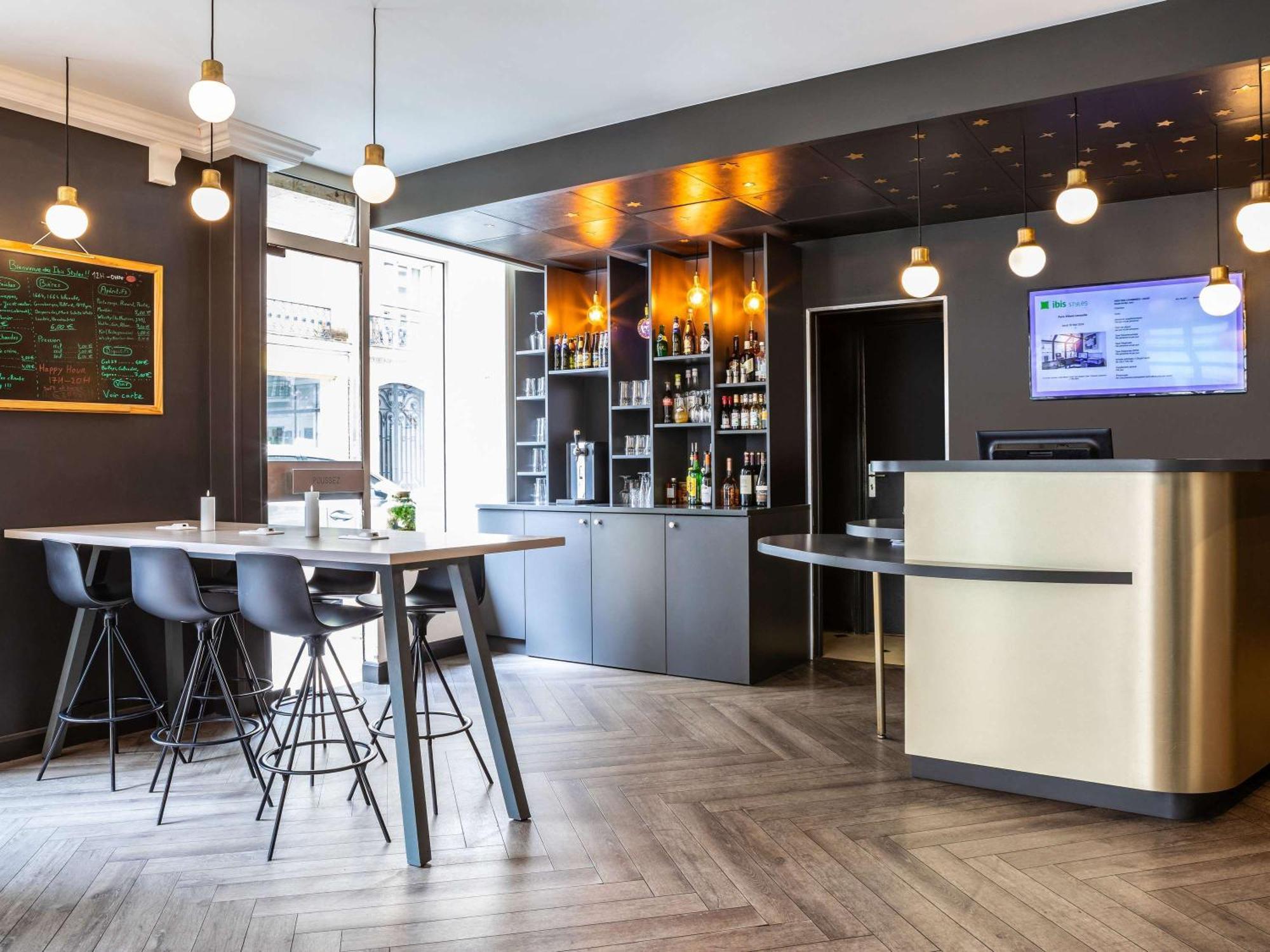 Ibis Styles 15 Lecourbe 3*