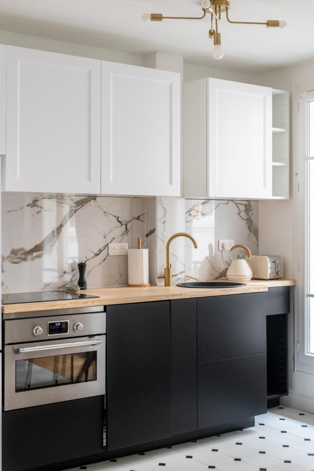 Appartamento Charming Parisian Flat Near Eiffel Tower *