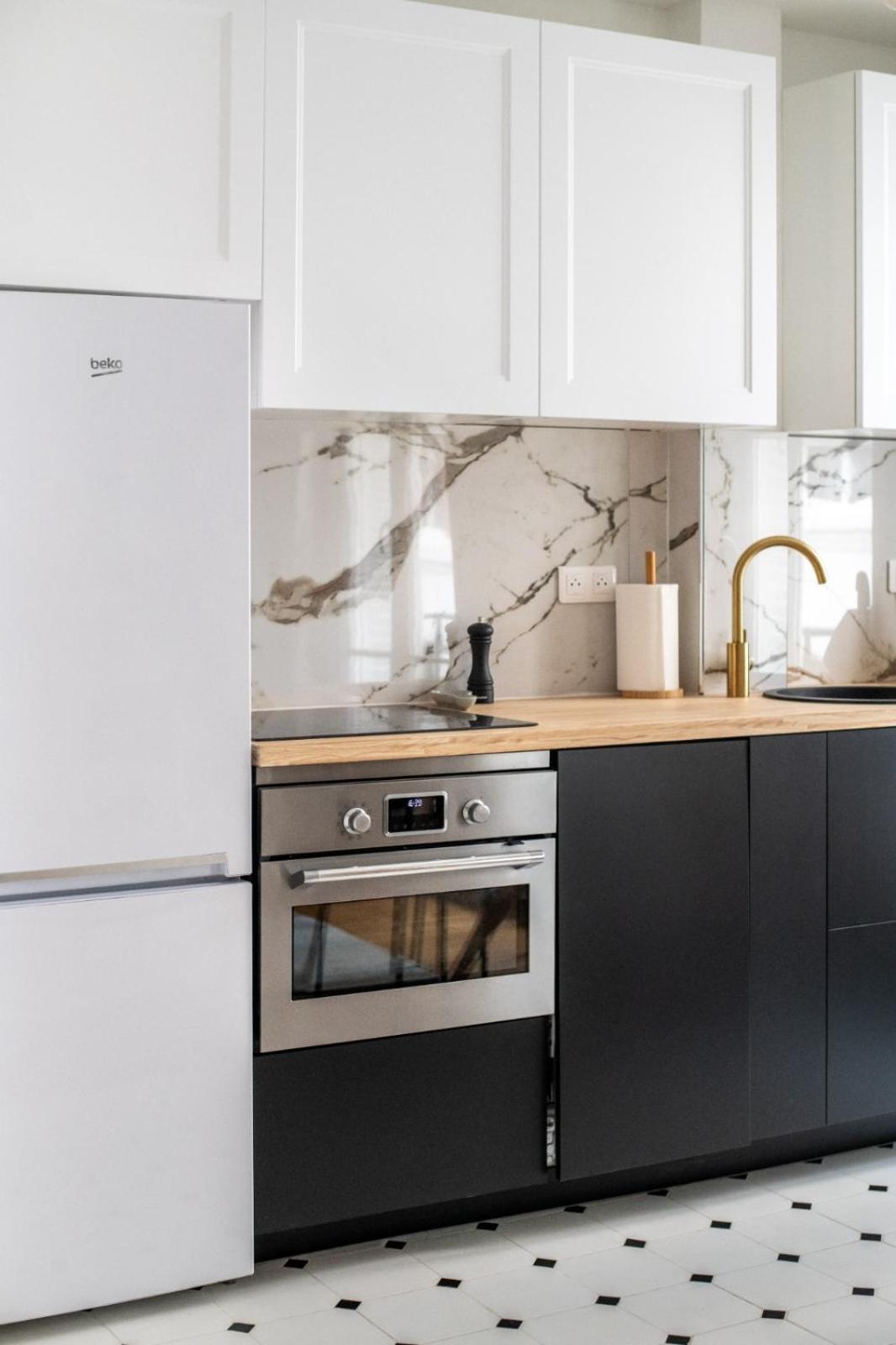 Appartamento Charming Parisian Flat Near Eiffel Tower *