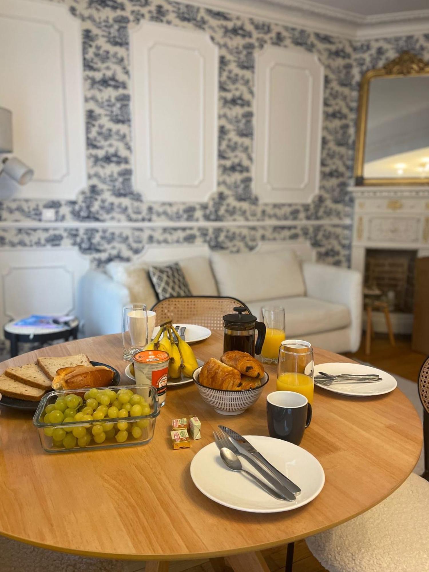 Appartamento Charming Parisian Flat Near Eiffel Tower Parigi