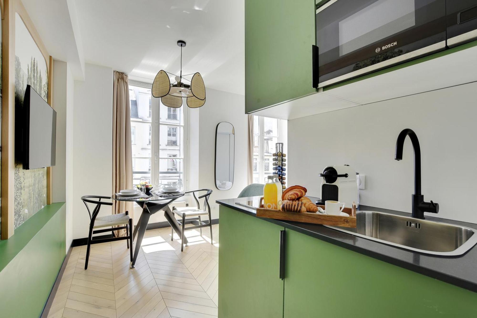 Sereners - Charming Serviced - Bastille Apartment Paris
