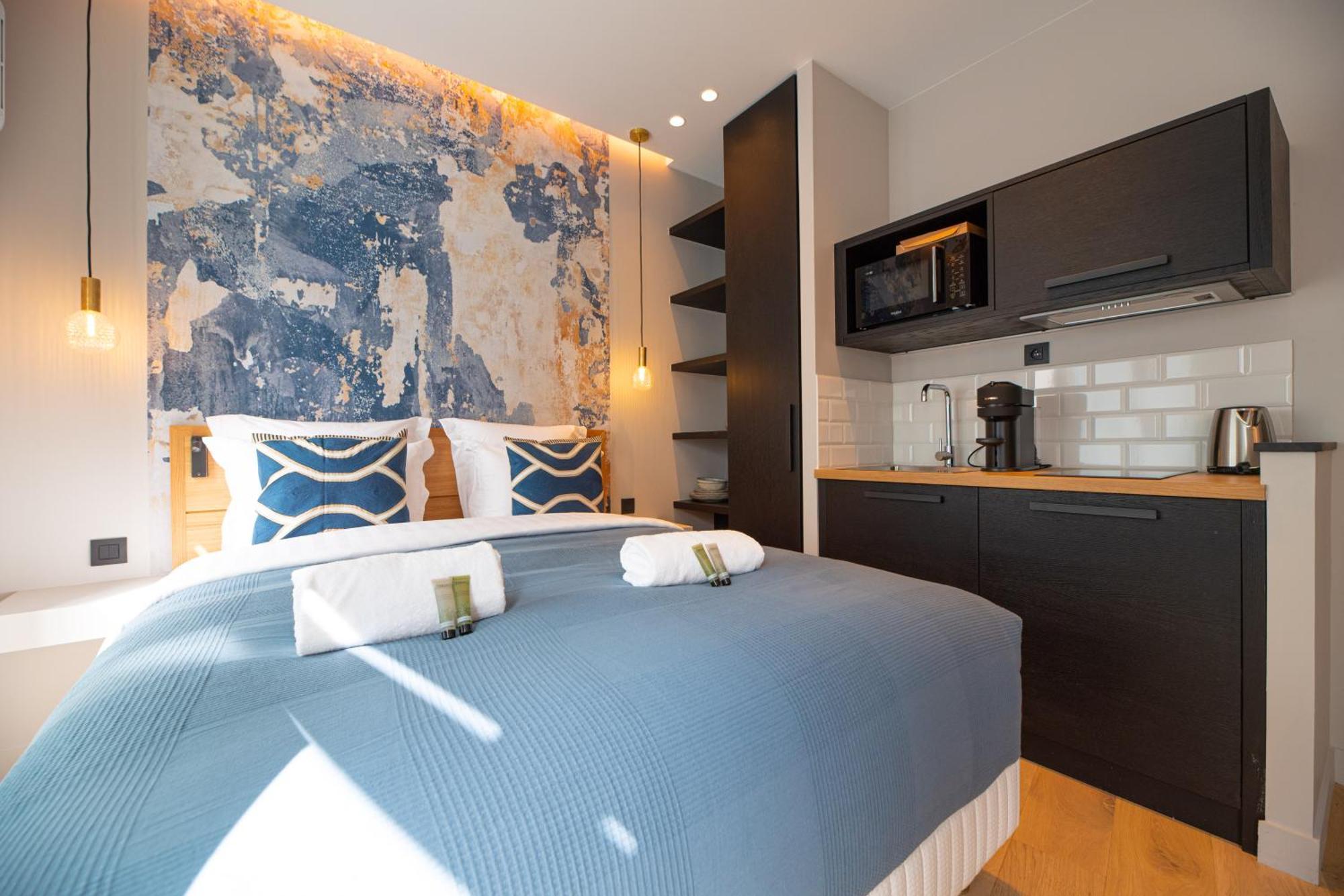 Demeure Montmartre Apartment *