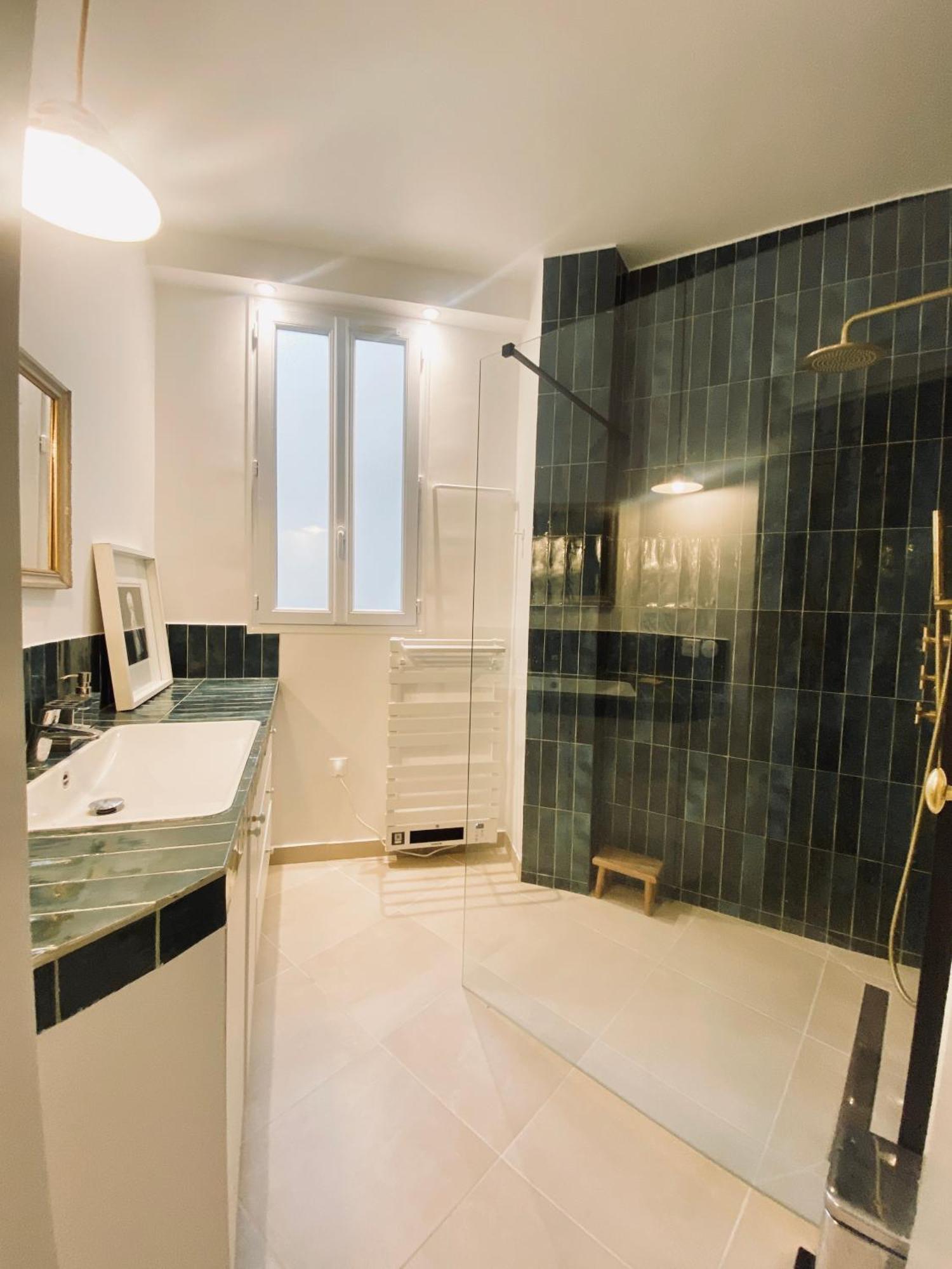 3 Pieces Lumineux Montmartre Apartment