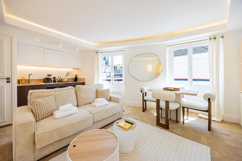 Appartamento 1bedroom Sacree Coeur Place Du Tertre Montmartre Parigi