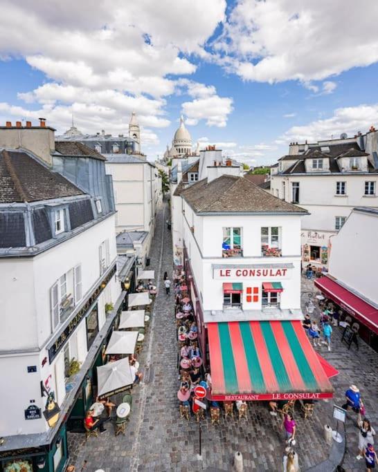 3 Bedrooms Sacree Coeur Place Du Tertre Montmartre Paris