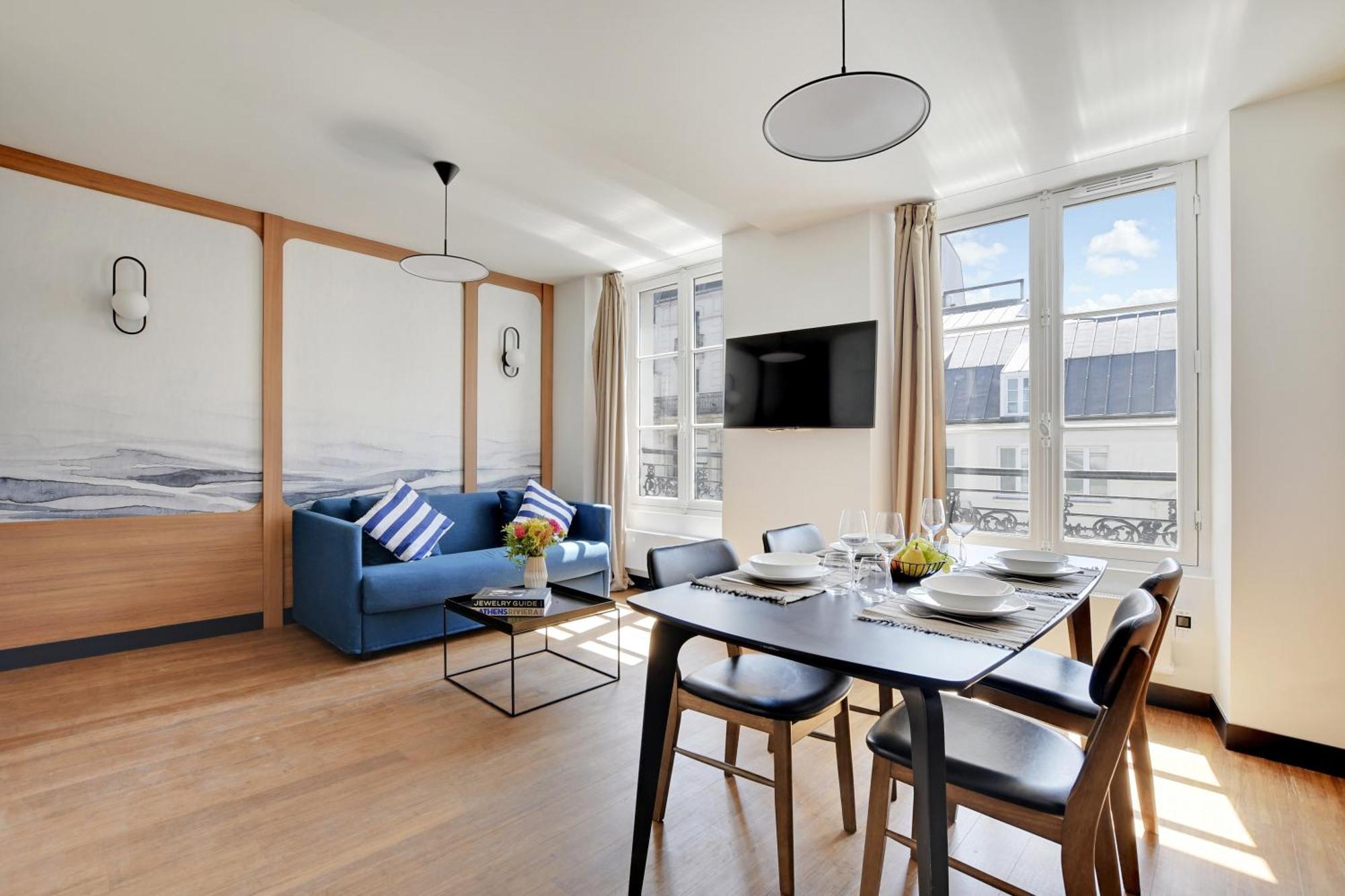 Sereners - Charming Serviced - Bastille Apartment