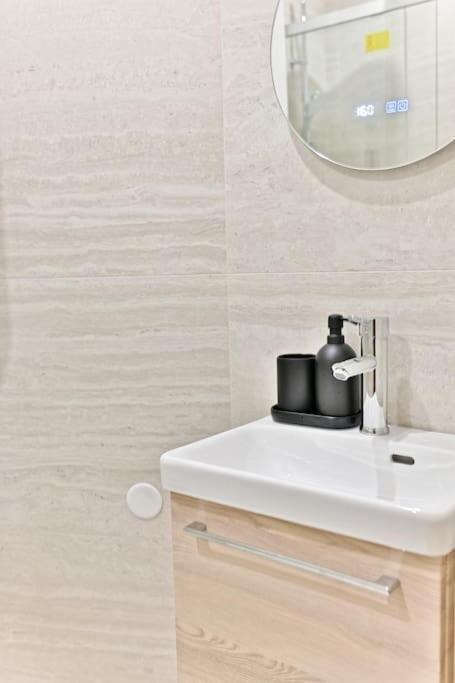 Appartamento Parisien - 17eme Arrondissement Parigi