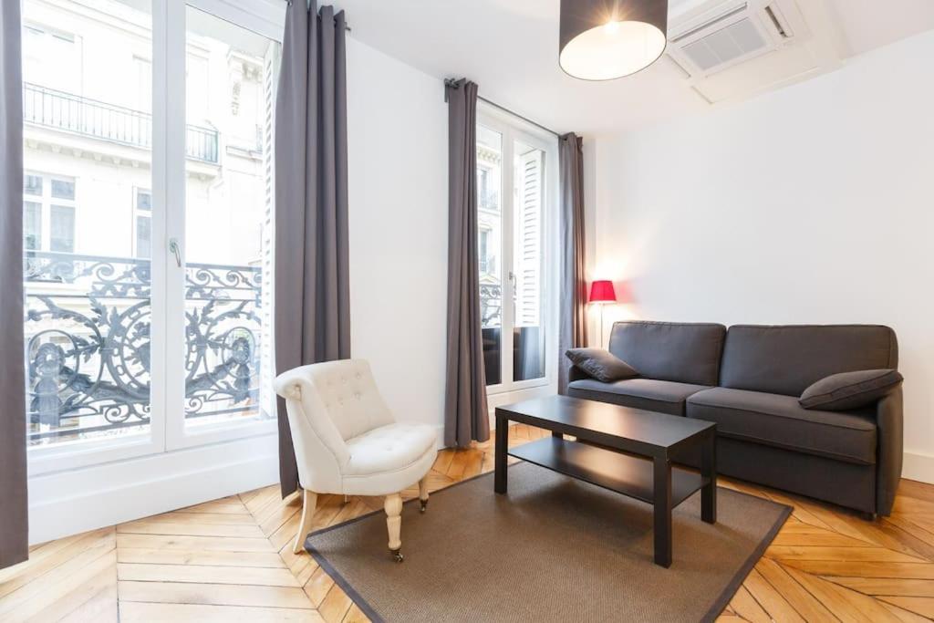 2 Pieces Confortable Appartamento Parigi
